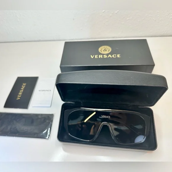 COPY - Versace Sunglasses VE4439 - bibarnabloc.cat display picture 1
